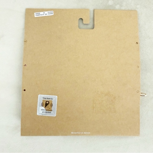 NWT Urban Outfitters Gold Bright Pink Beaded Layered Necklace - Picture 2 of 3